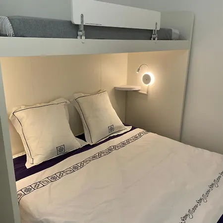 Front De - Parking Prive - Classe Meuble 3 Etoiles * Menton